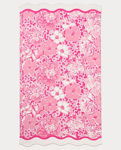 SCALLOPED BEACH TOWEL