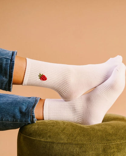 EMBROIDERED CREW SOCKS